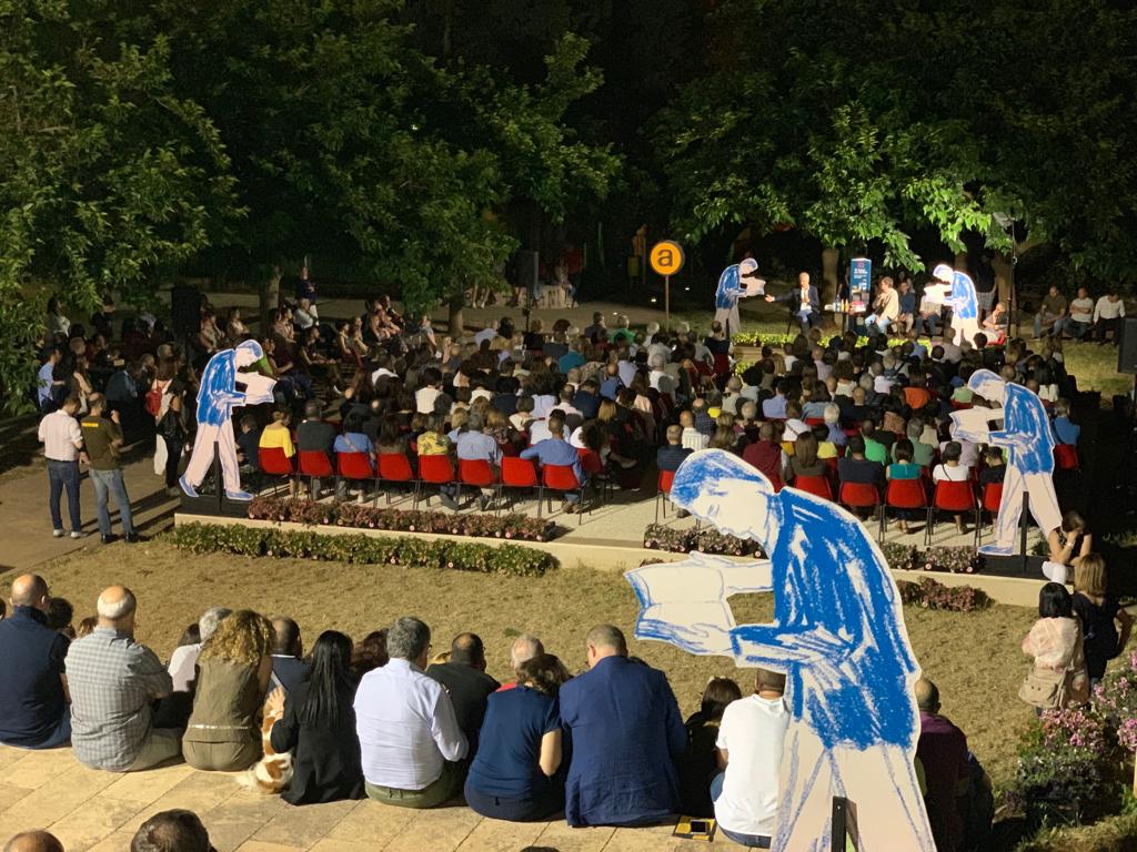 Festa dei libri, festa della città. Aperta a Ragusa la decima edizione di A Tutto Volume. In arrivo i finalisti del premio Strega