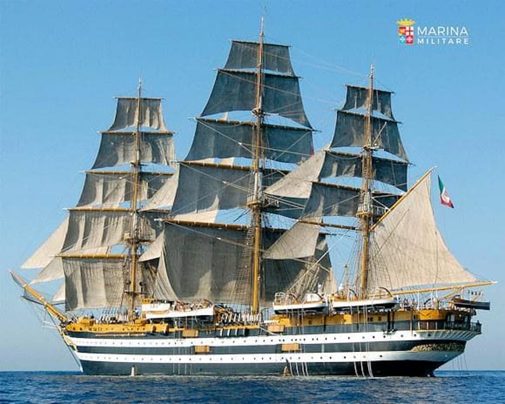 L’Amerigo Vespucci fa sosta a Catania per tre giorni
