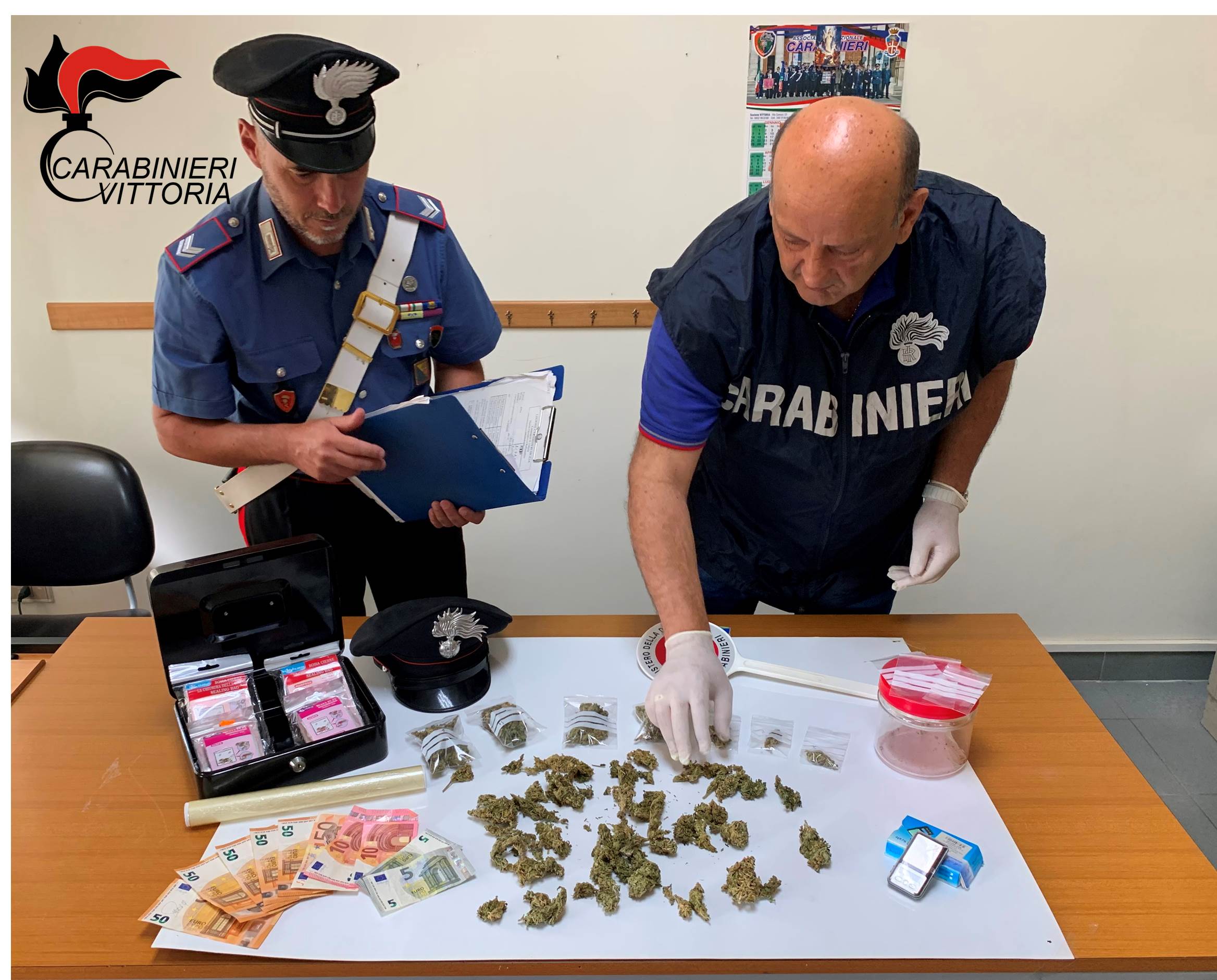 Vittoria: due arresti e oltre 100 grammi di droga sequestrata dai Carabinieri nelle ultime 24 ore