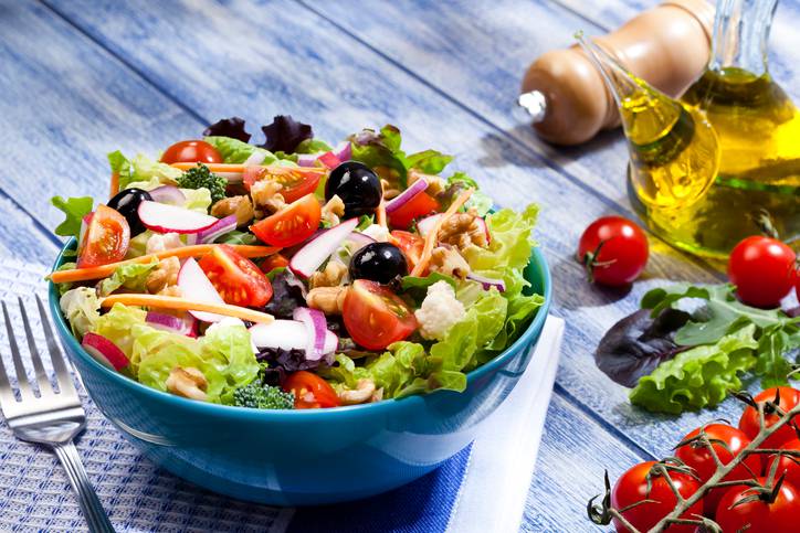 Insalata, gli errori da non fare se vuoi dimagrire