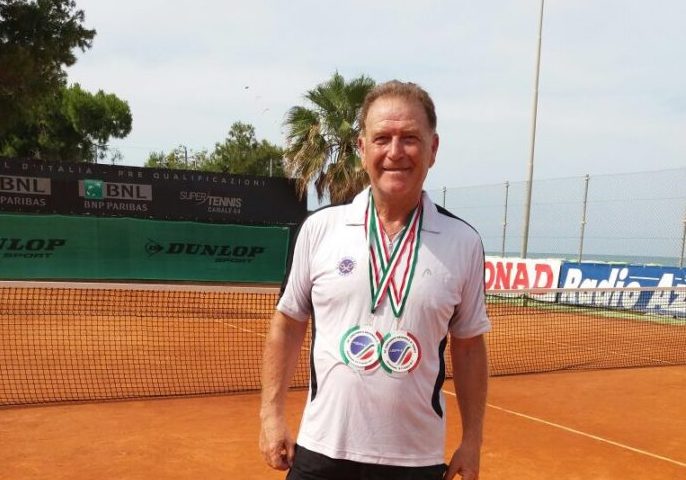 Piero Rosa della Polizia Locale di Modica alla finale del Torneo Nazionale di tennis