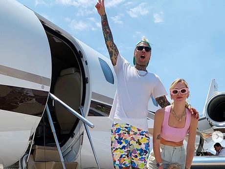 Chiara Ferragni, Fedez e il piccolo Leo atterrati in Sicilia. Dove andranno?