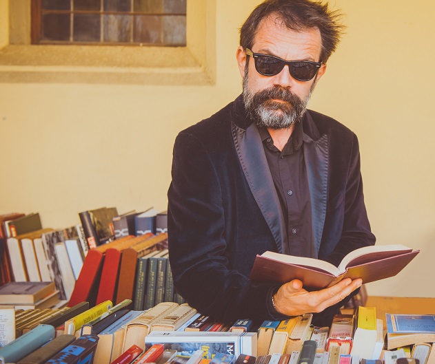 Rocketta Summer Live approda a Scicli con Guido Catalano
