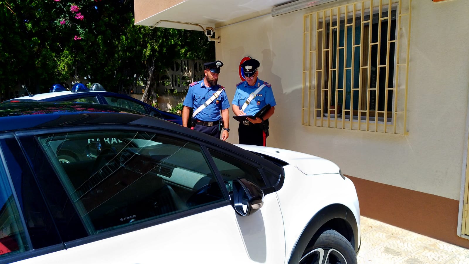 Modica: tenta la truffa dello specchietto più volte, denunciato dai Carabinieri