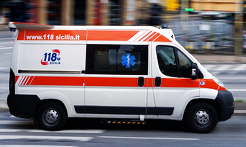 Autista soccorritore ragusano salva un uomo infartuato a Rosolini con un defibrillatore