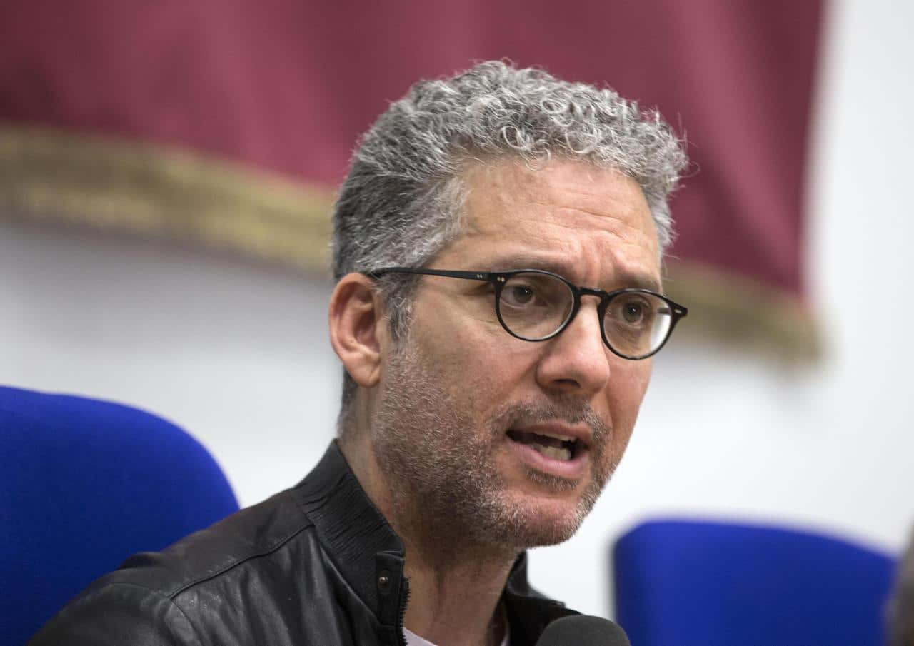 “Gli orologi del diavolo”: ciak per la nuova serie tv con Beppe Fiorello