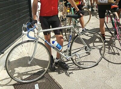 La Prima Randonée in bici da corsa d’epoca “La Contea” a Modica