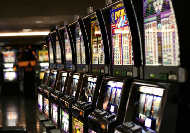 Sale giochi e scommesse: ecco dove ricicla capitali Cosa Nostra. La relazione Dia