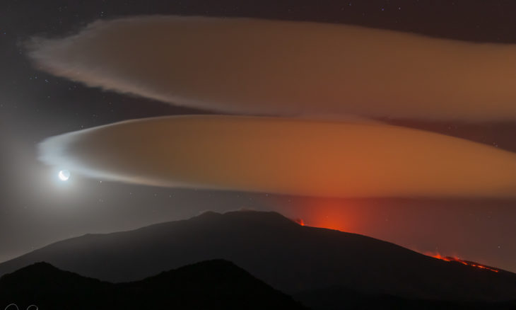 L’Etna e le sue nubi lenticolari: per la Nasa è la foto del giorno. Scattata da un siracusano