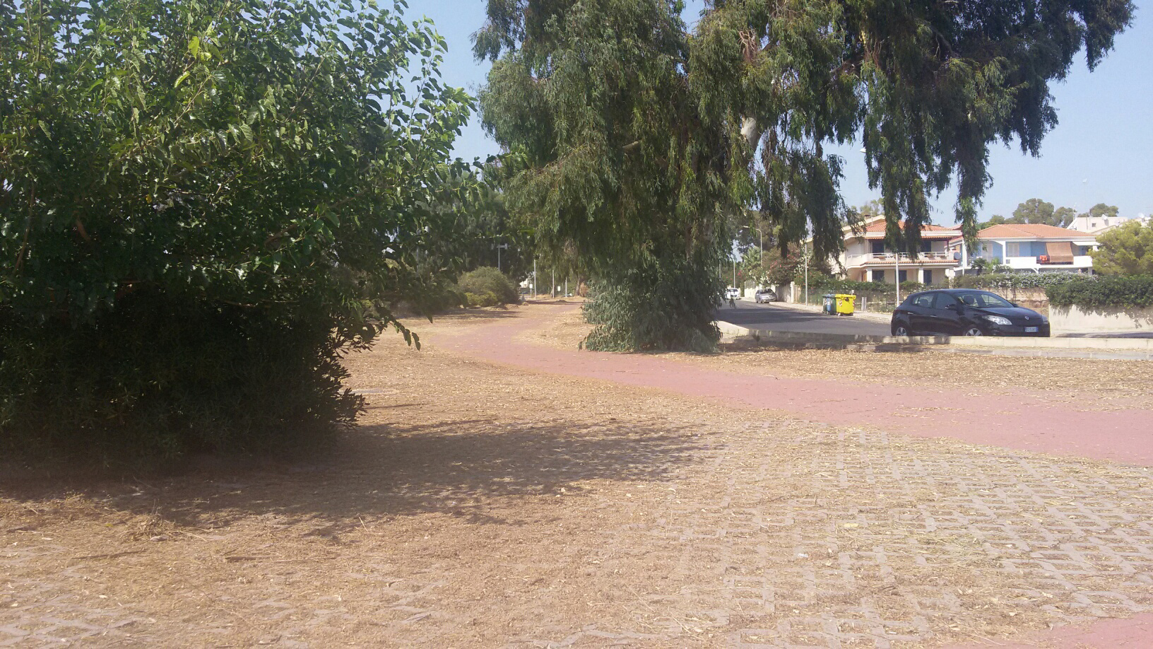 Fruibile l’area di parcheggio  di via Vietri a Marina di Ragusa