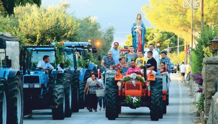 La Madonna sul trattore: festa in contrada Barco a Modica