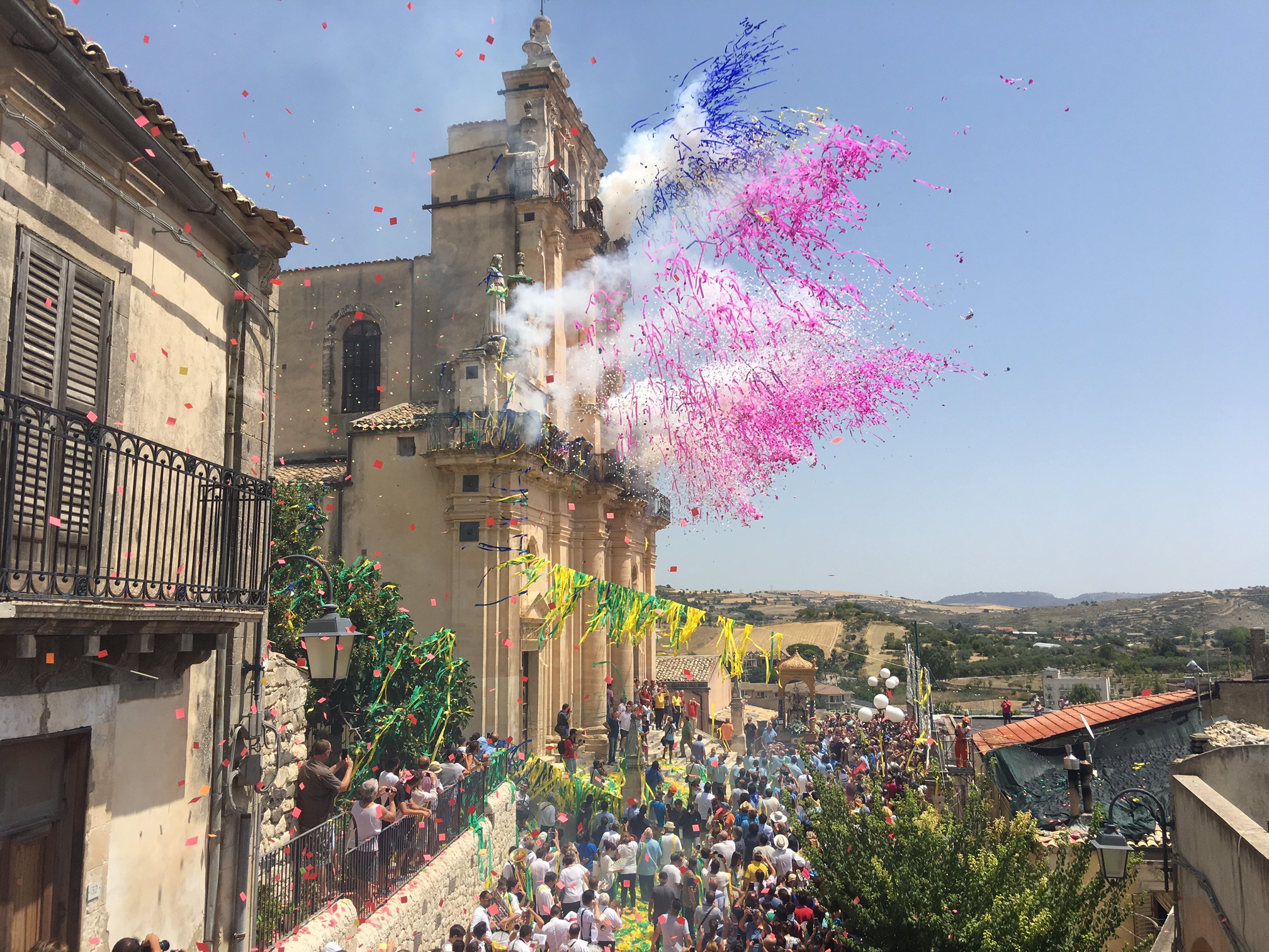 Domani la “sciuta” della Madonna della Neve di Giarratana