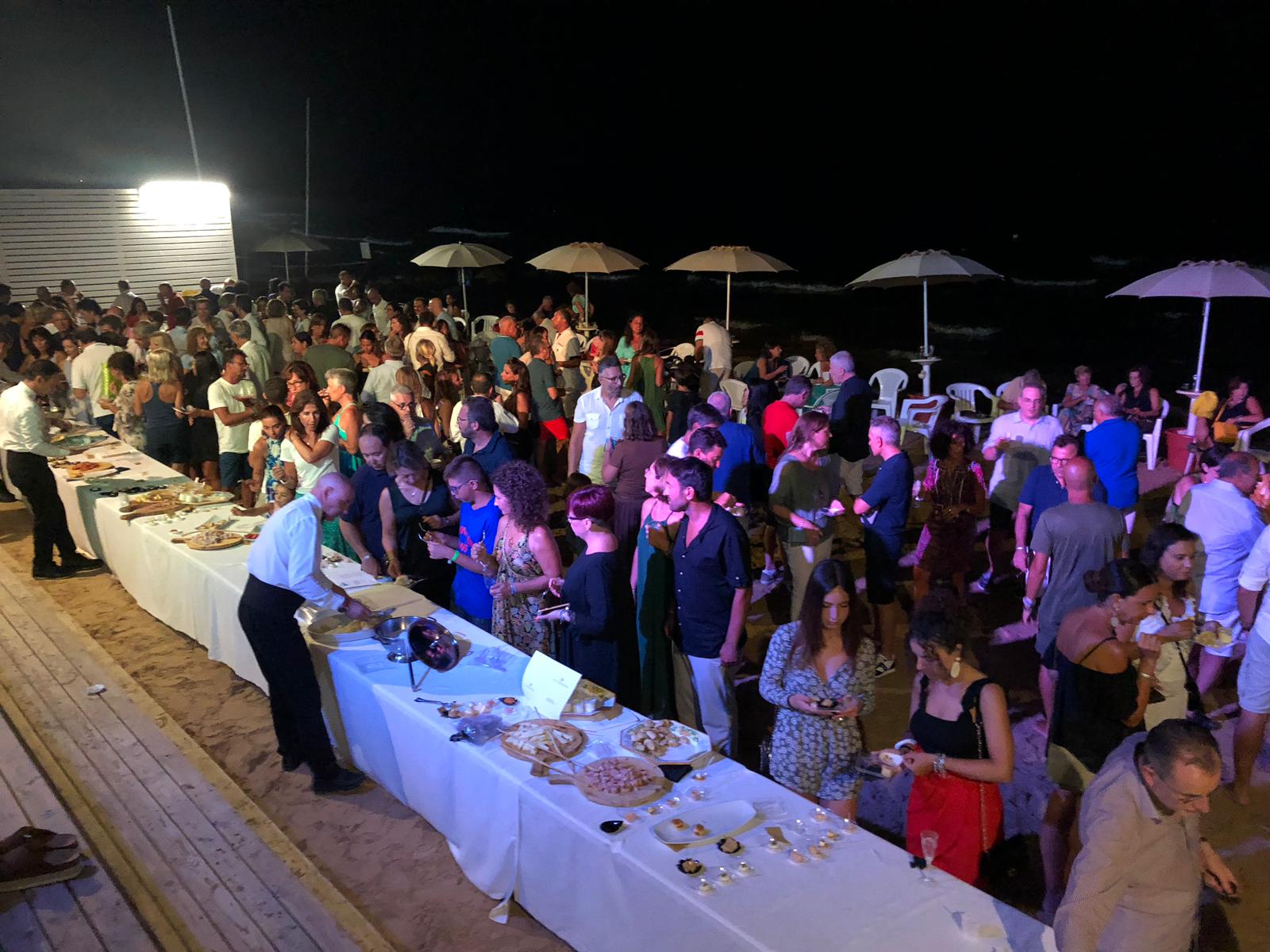 Beach Party per i 40 anni del Circolo Velico Scirocco di Marina di Ragusa. FOTO