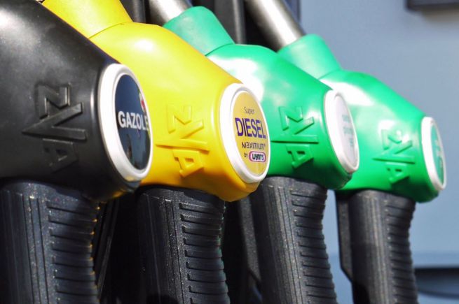 Il caro benzina fa impennare i prezzi, nonostante i consumi fermi