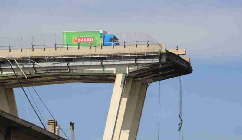 Un anno fa, la tragedia del ponte Morandi