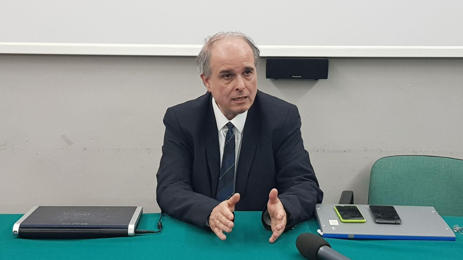 Cesare Lazzari, il preside anti-bulli di Lucca: è lui l’uomo che stava annegando a Sampieri e poi è morto