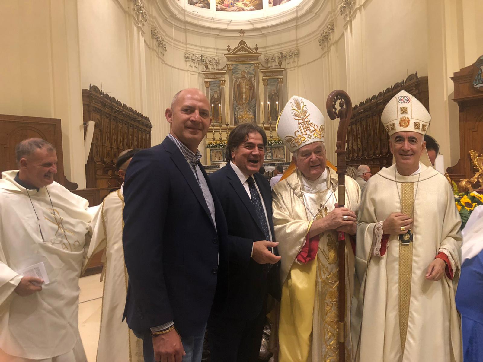 La Diocesi di Noto ha celebrato i trentacinque anni di Ordinazione Presbiterale del Vescovo Mons. Antonio Staglianò