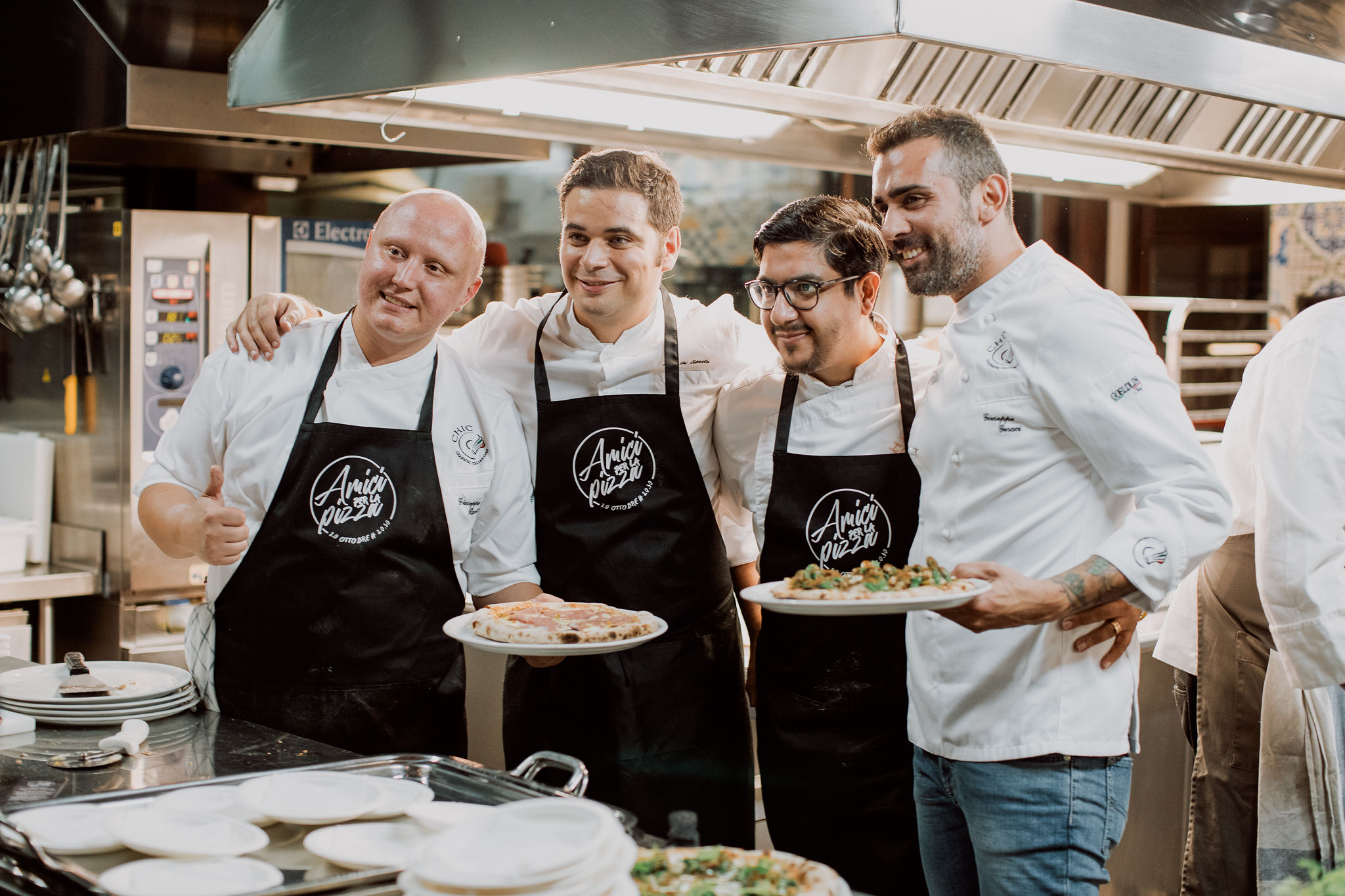 Amici per la pizza: a Poggio del Sole, una serata speciale fra colleghi
