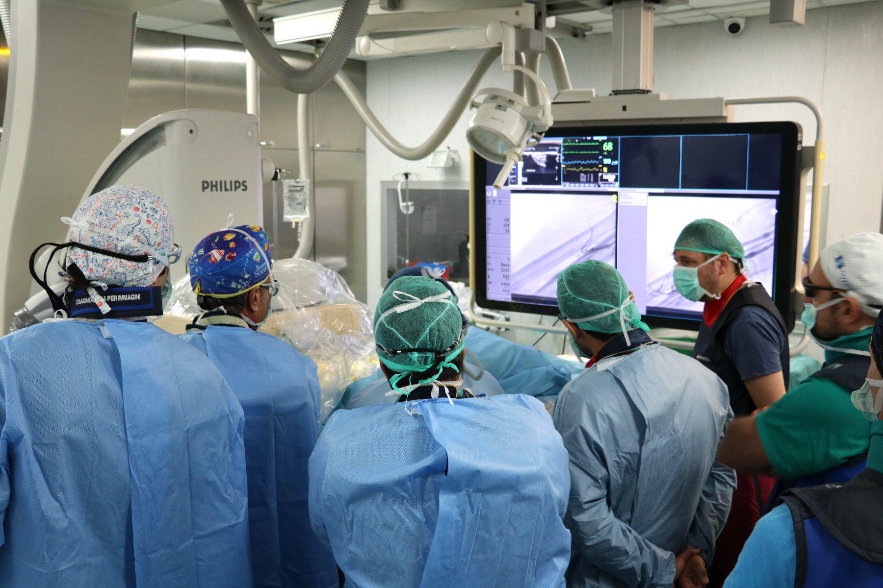 Dialisi, al Cannizzaro accesso vascolare senza bisturi: innovativa tecnica applicata per la prima volta in Italia