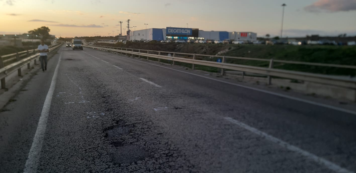 Muore un giovane di 15 anni in scooter: “Quel tratto di strada sia messo in sicurezza”
