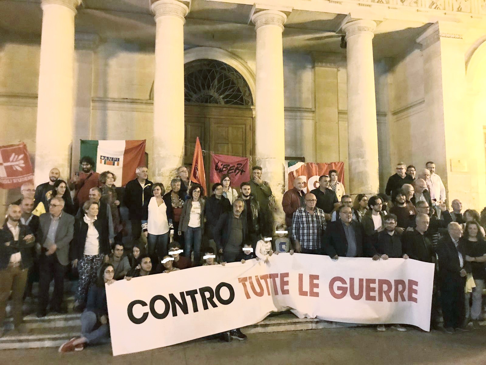 A Vittoria e Scicli, sit-in di solidarietà per il popolo Curdo