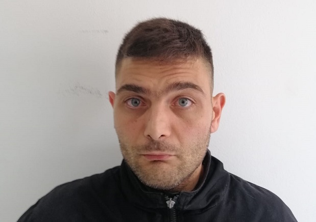 Scicli: ruba un motorino e fugge ai carabinieri. Arrestato
