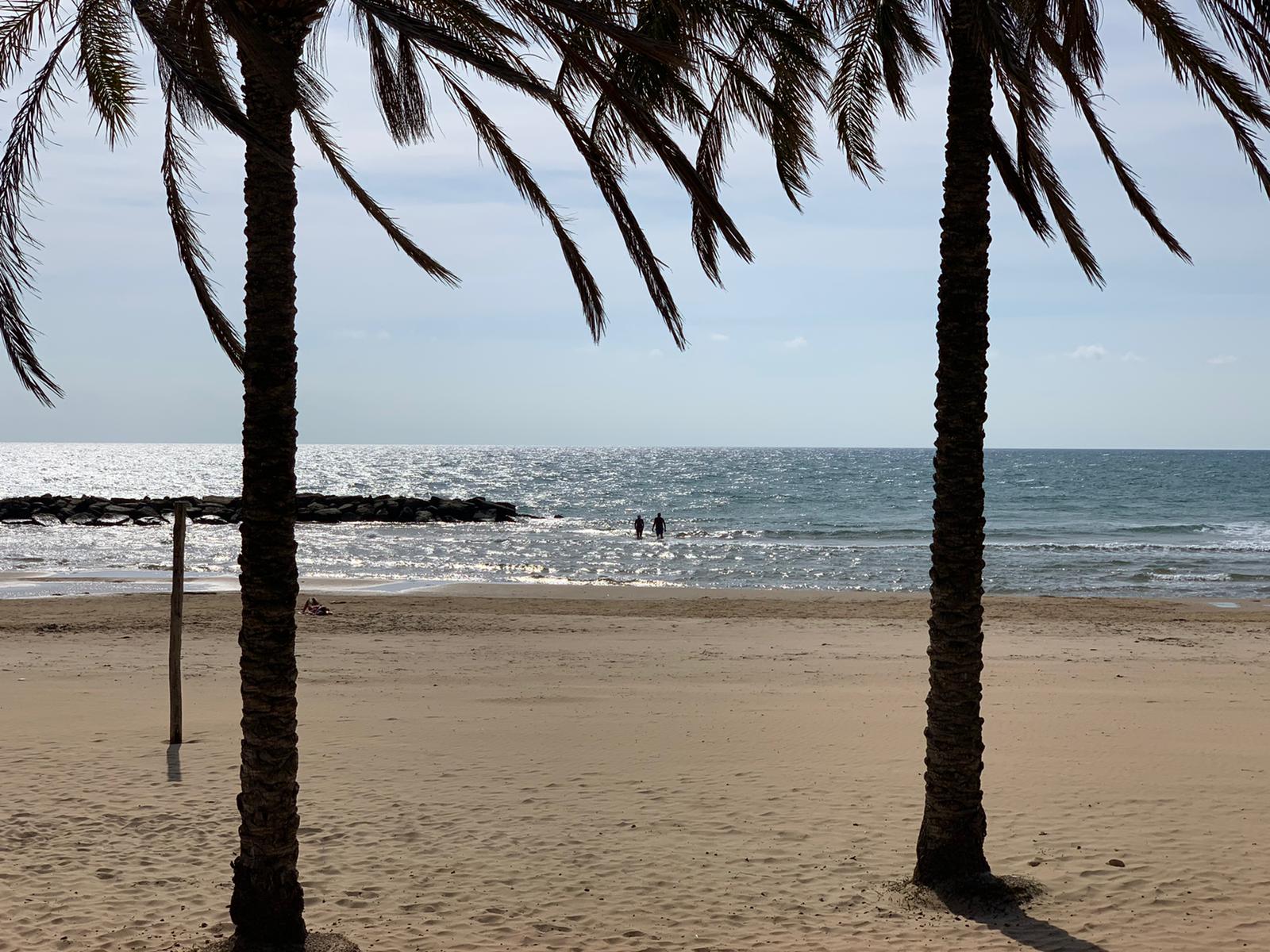 A Marina di Ragusa è ancora estate ma è quasi tutto chiuso