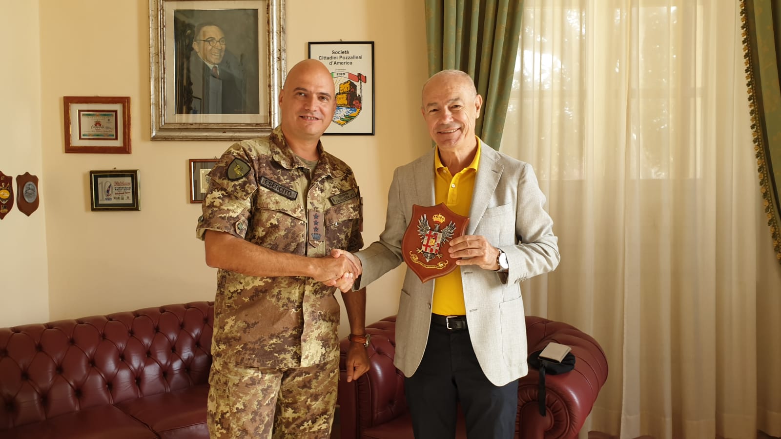 Il comandante dell’esercito Davide Luigi Valente in visita a Pozzallo