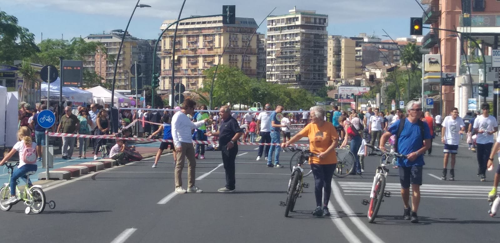 A Catania hanno fatto festa al lungomare. FOTO