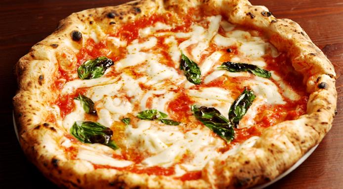 Amici per la pizza! il 20 ottobre evento nell’Osteria del Poggio del Sole di Ragusa