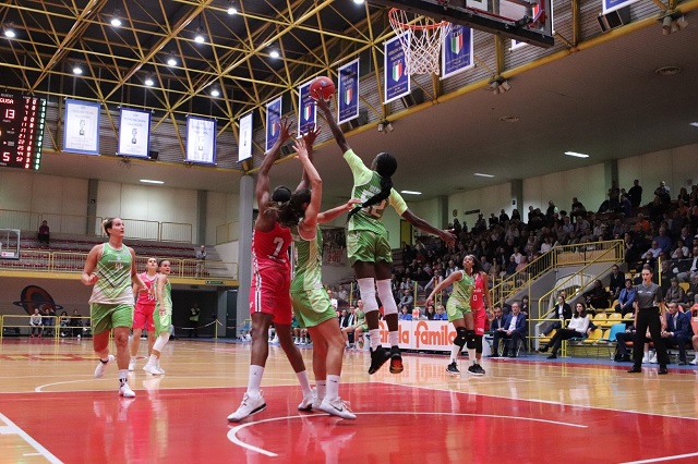 Torna lo spauracchio Schio e la Passalacqua perde la finale di Supercoppa