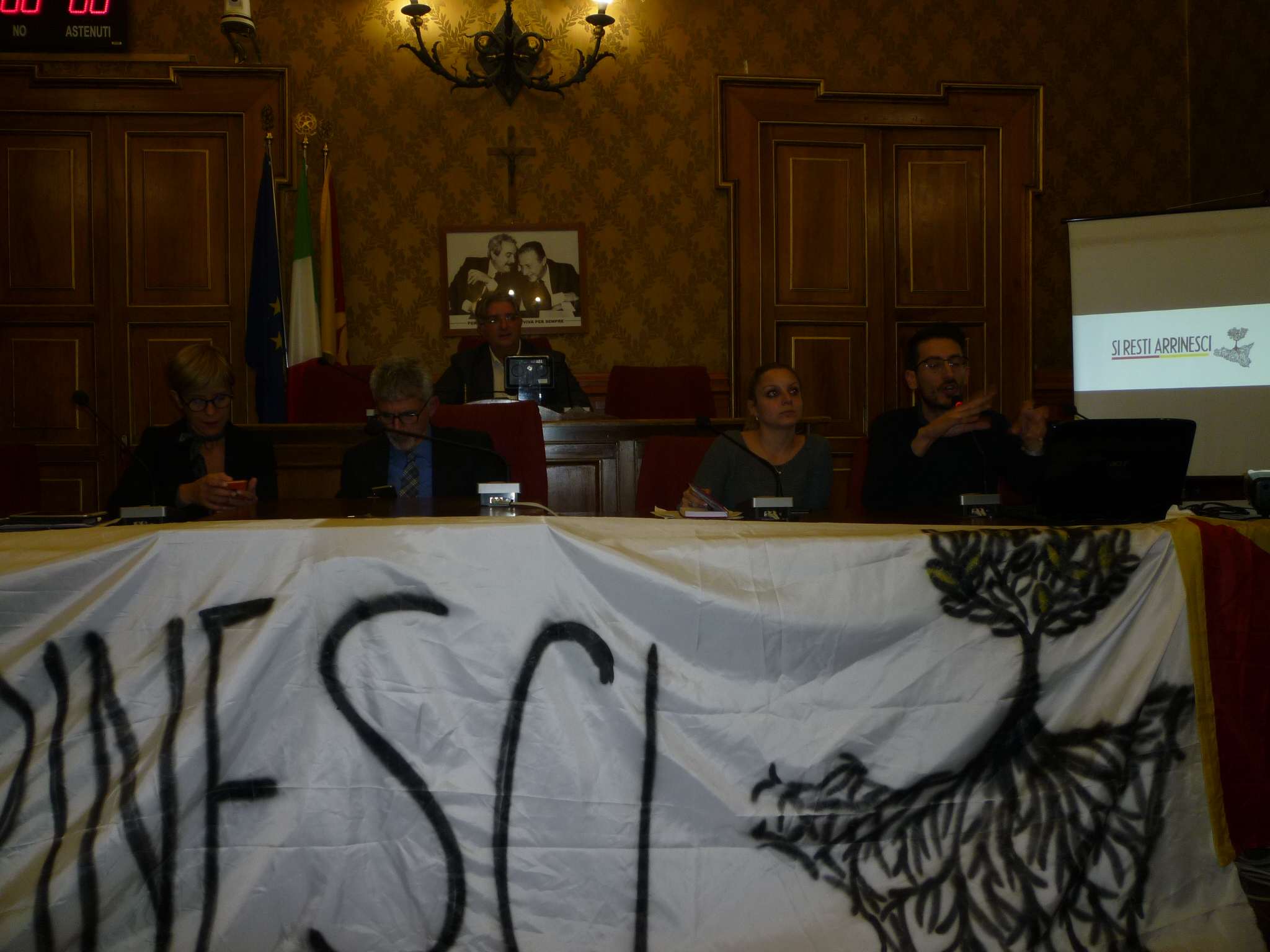 Ragusa: presentato il progetto “Si resti arrinesci”