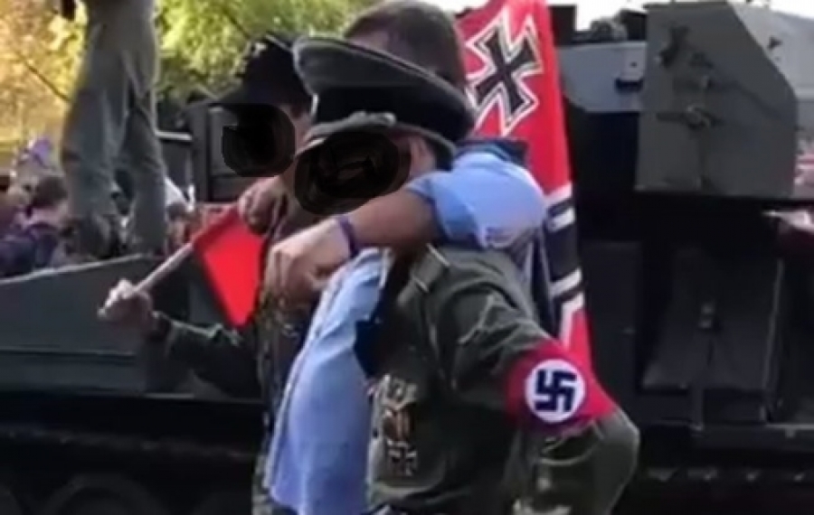Vestiti da nazisti al Lucca Comics. Indagini della Digos, il Comune si dissocia