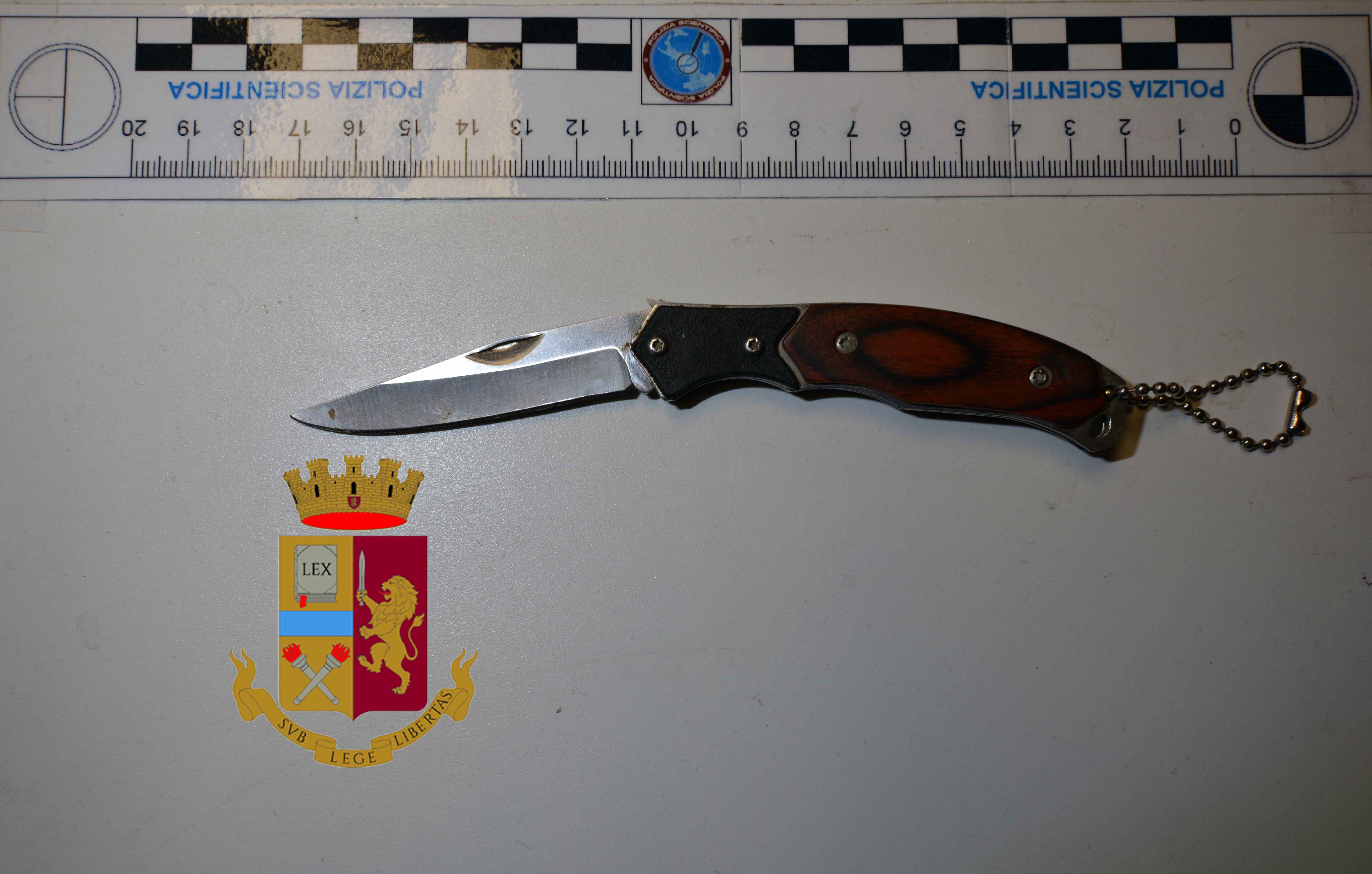 A Vittoria, c’è chi va in giro con un coltello di 15 cm. I controlli