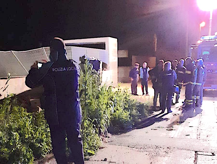 Due incidenti sulla Vittoria – Scoglitti. Auto capovolta. FOTO