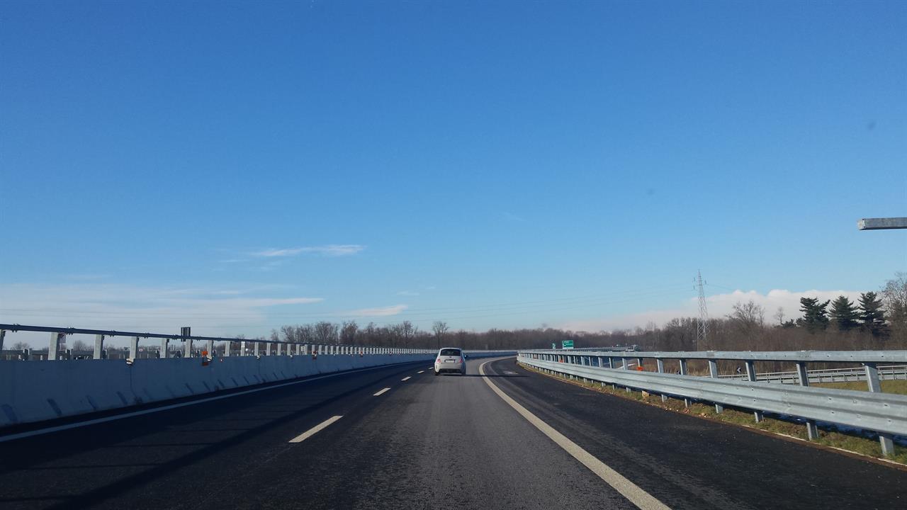 Pedaggi autostradali, niente rincari in Italia tranne per la Pedemontana. Molto usata da chi si reca a Malpensa
