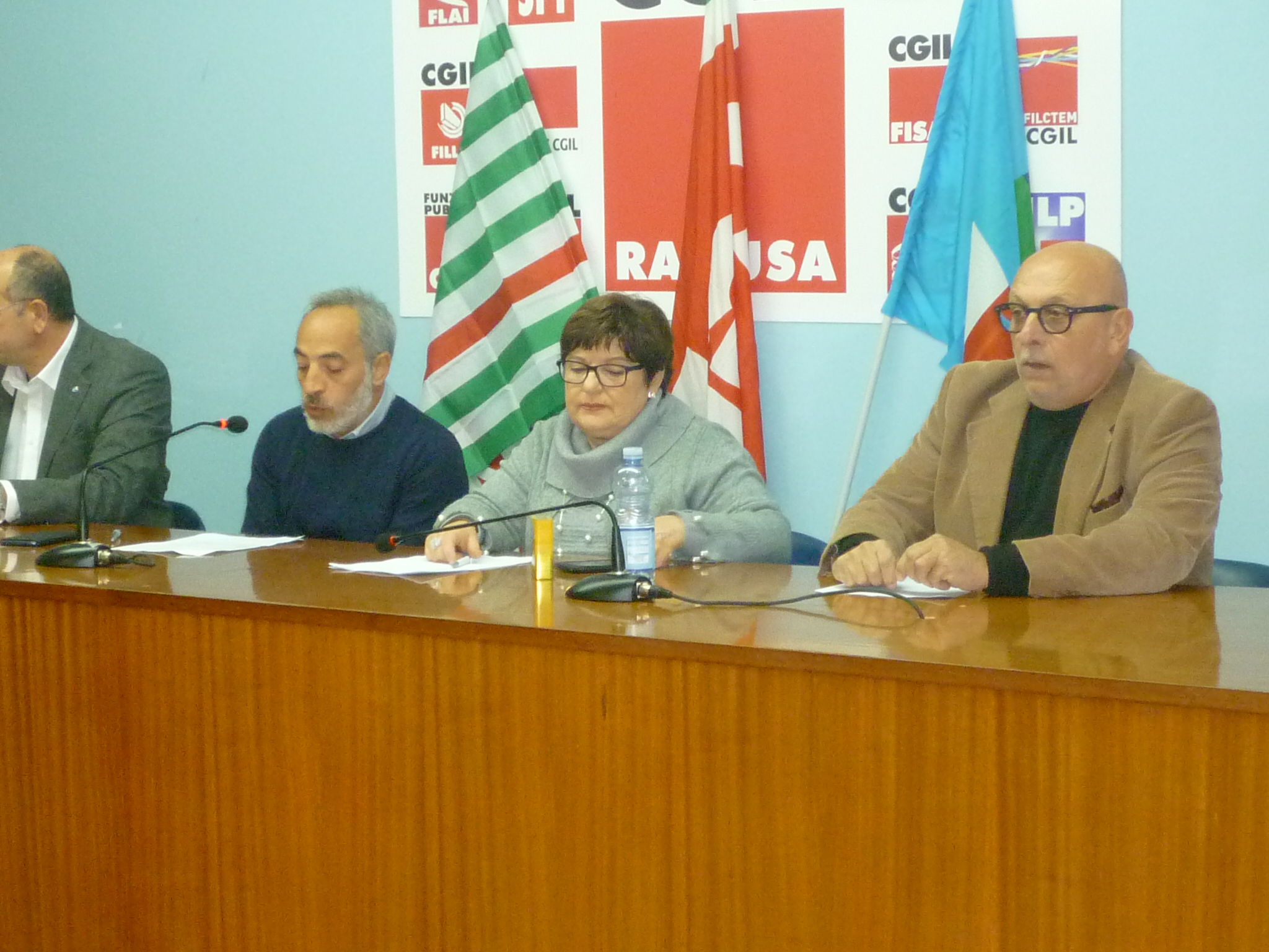 Le analisi di oggi e la strategia per il domani: conferenza di fine anno della CGIL, CISL, UIL
