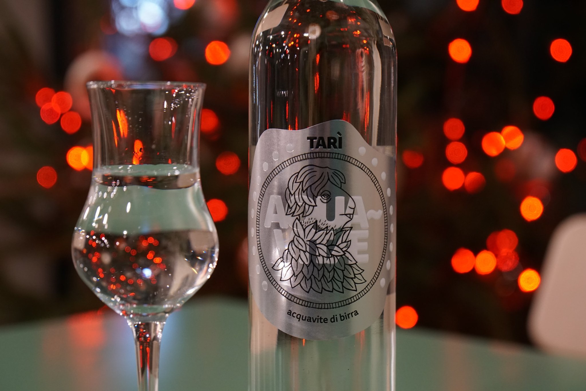 Oltre i confini dell’homebrewing: ecco “Aquavitae”, il distillato di birra artigianale Tarì
