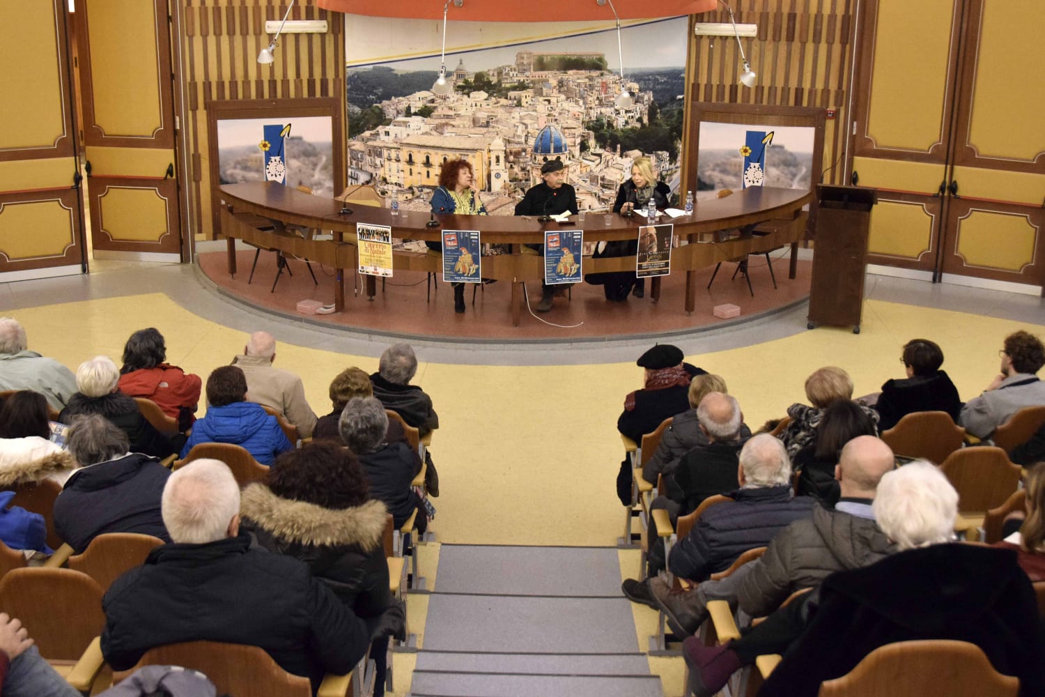 Autori locali e editori indipendenti a confronto con la sesta edizione di “Lib(e)ri a Ragusa”. In apertura dibattito sulle donne e il cambiamento in Sicilia