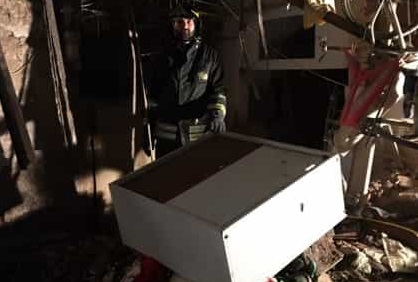 Crolla una palazzina nel centro storico di Catania, si cercano eventuali dispersi