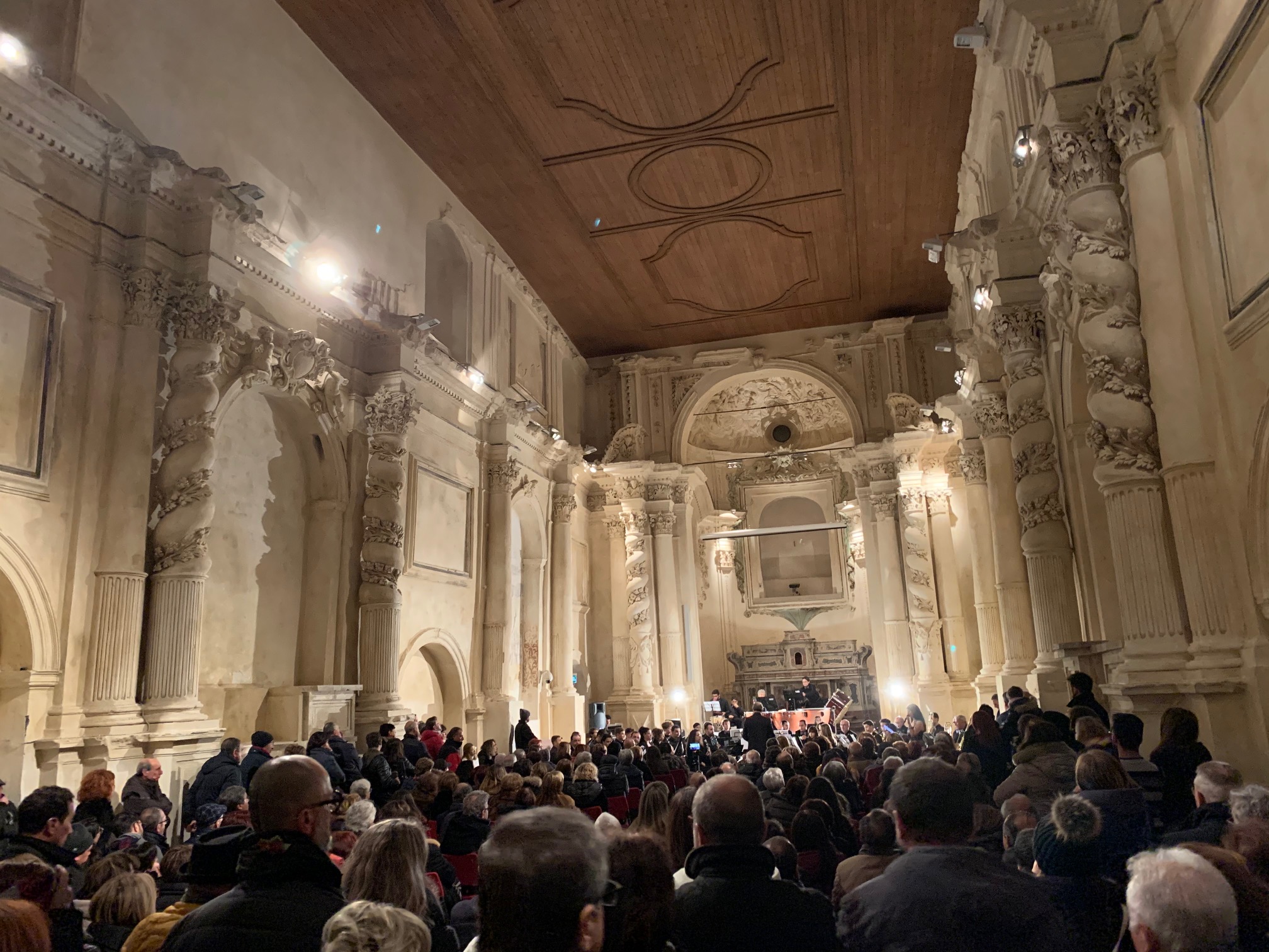 Bello ma al freddo il concerto all’auditorium San Vincenzo Ferreri! La denuncia di Italia Viva