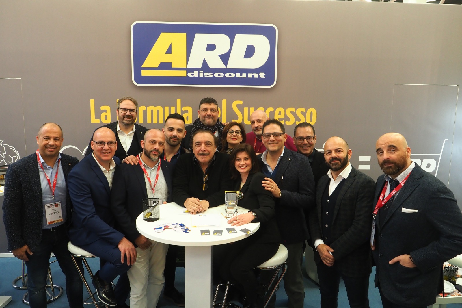 Un successo la presenza di Ard Discount del gruppo Ergon al Marca di Bologna, con Nino Frassica brand ambassador. FOTO