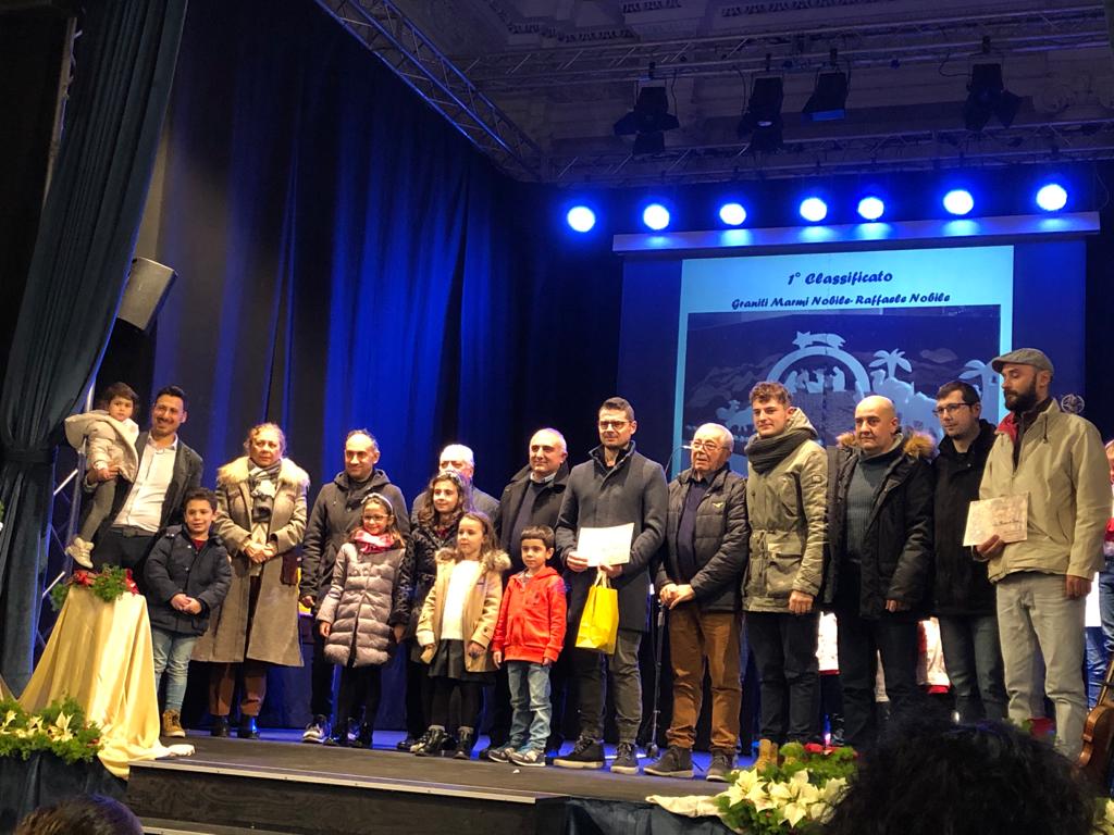 Raffaele Nobile vince il concorso dei presepi in miniatura a Chiaramonte