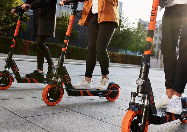 Monopattini elettrici: il Codacon pronto a chiederne il ritiro per motivi di sicurezza stradale