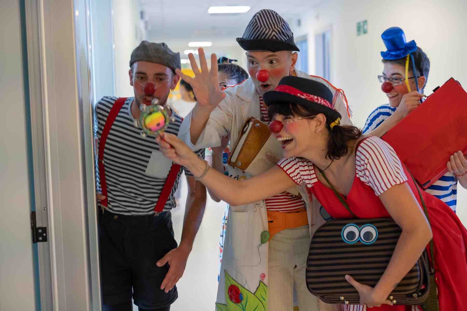 Un carnevale speciale in ospedale con l’iniziativa “Piccolo pigiama”