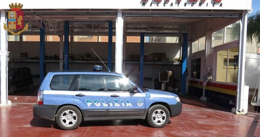 Vittoria: sequestrato immobile abusivo adibito ad officina