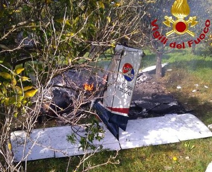 Aereo ultraleggero precipita a Carlentini: morti istruttore e allievo