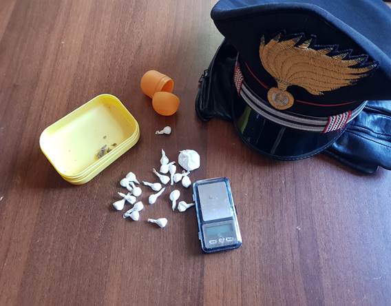 Modica: la droga per San Valentino, arrestato dai Carabinieri