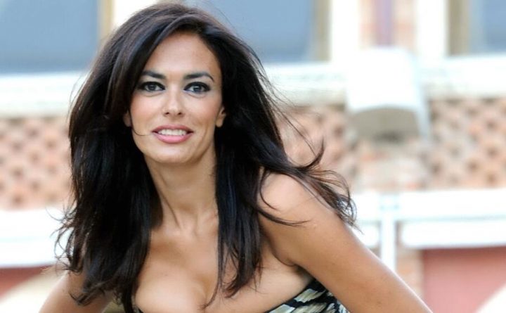 Maria Grazia Cucinotta ricoverata in ospedale: “Sta meglio”