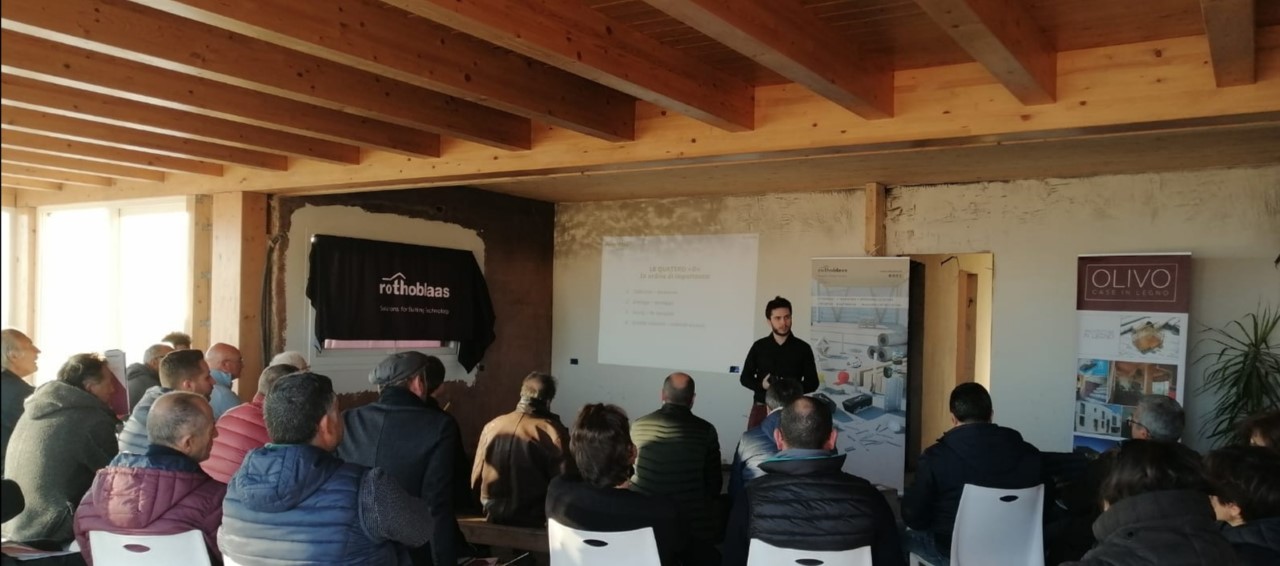 Edifici in Legno: rilevanza dei dettagli costruttivi, se ne è parlato nella casa incendiata lo scorso ottobre a Marina